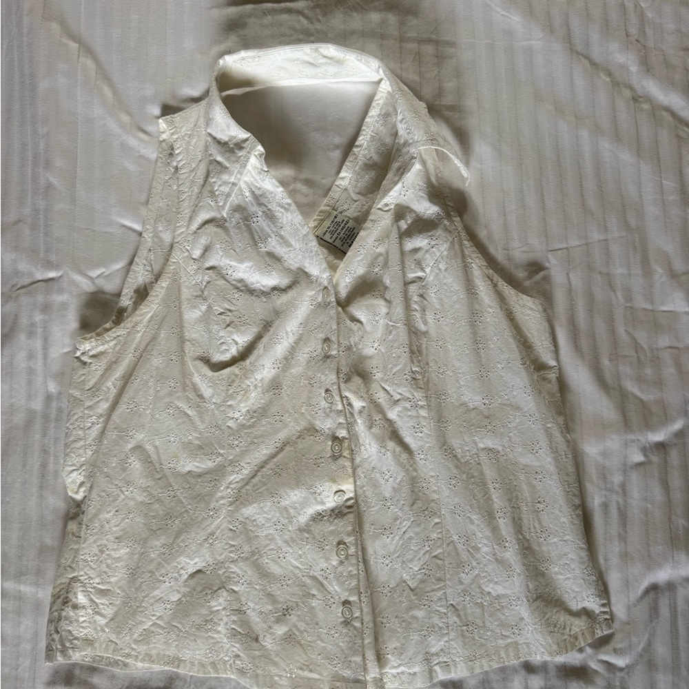 Faded Glory White Sleeveless Button Down Shirt